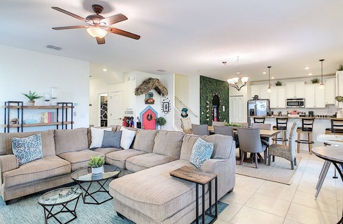 Davenport House | Experience a One-of-a-Kind Wonderland with Themed Rooms & Magical Extras!