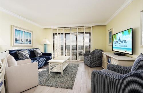 Captiva House | Experience breathtaking views of Pine Island Sound from the stunning South Seas Bayside Villa 5220