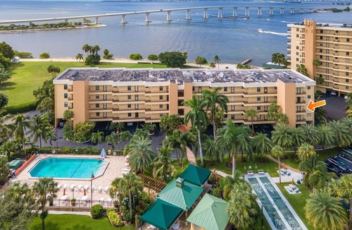 Punta Rassa Condo | Exquisite Paradise with Amazing Oceanfront Views