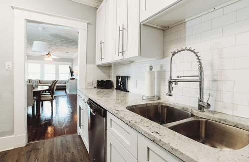 Historic Uptown House | Families and Friends Stay Together in a Historic Uptown Large Bungalow, Downtown