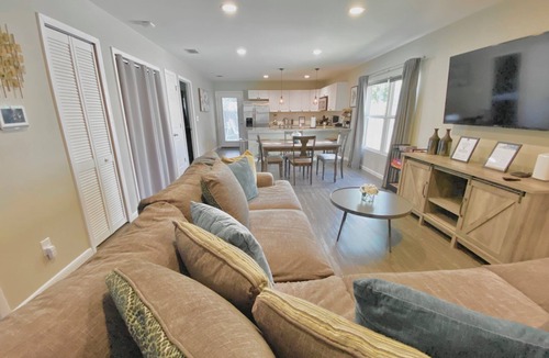 St. Augustine House | Family friendly, Gameroom & Outdoor Space Close to Downtown & St Augustine Beach