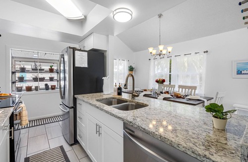 Crystal Beach House | Family-Friendly Retreat | Pool & Game Room by Crystal Beach