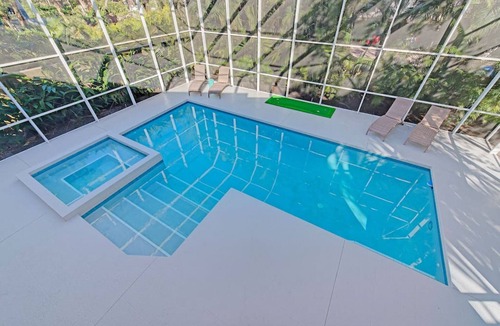 Bay Isle House | Family friendly with large pool