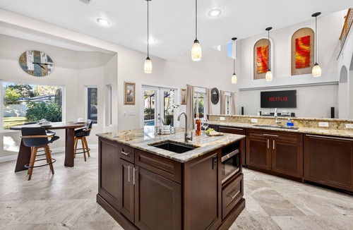 Bloomingdale House | family house 5BR Heated Pool Home in Brandon - Pool Table