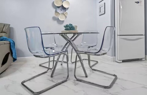 Fort Myers Shores Apartment | Family & Pet Oasis King Bed, Crib & Fire Pit