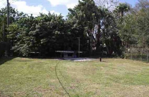 Fort Myers House | Fantastic 2bd/1ba - Sun and Fun Fort Myers