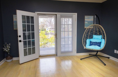 Inman Cottage | Fantastic 4-bedroom Home on Lake Bowen