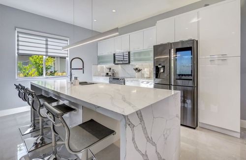 Coral Way House | FIFA Perfect | Deco Delight: Central Hub