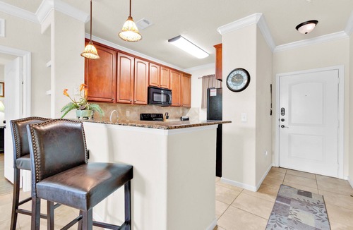 Regal Palms Condo | First Floor Bella Piazza 3-bedroom condo close to Disney