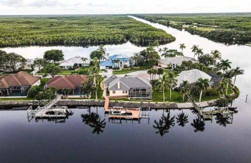 Naples House | Fisherman's Paradise