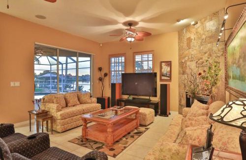 Naples House | Fisherman's Paradise