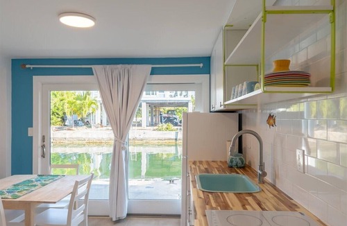 Summerland Key House | Fishing, boating, lobstering from your backyard! Gorgeous Views & Super Private