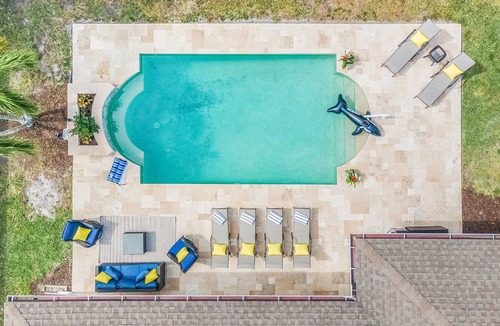 Palm River Estates House | Flaming Vine Retreat. Beach*Pool*Dine*Relax*Repeat!