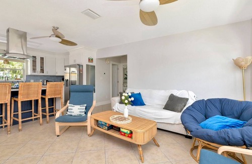 Redington Beach House | Flamingos Cove - Pool Oasis - Redington Beach, FL