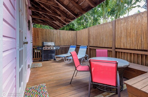 Key West Historic District House | FLEMING-O (Flamingo) Cottage is the perfect getaway