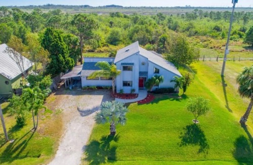 Indian River Estates House | Flerman Cabana 3 bed/2 baths with pool