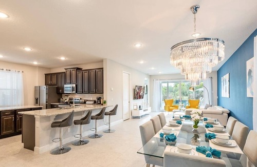 Bay Lake Villa | Flexi Canx / Close to Disney Parks / Free Shuttle to Parks / Games Room