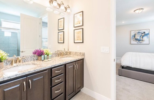 Bay Lake Villa | Flexi Canx / Close to Disney Parks / Free Shuttle to Parks / Games Room