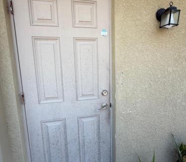 Lehigh Acres Apartment | Florida Room