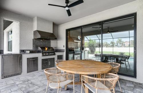 Gateway House | Fort Myers Oasis w/Private Pool & Hot Tub!