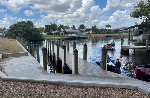 Fort Myers Shores House | Fort Myers Relax Pad 02