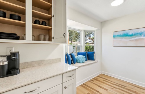 Isle of Palms House | Fox Hollow, 4BR Retreat Fruit Forest Outdoor Gym Fire Pit Pizza Ove