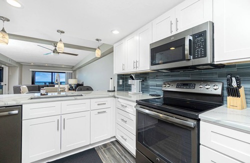 Englewood Condo | Full Gulf View Barefoot Beach 302