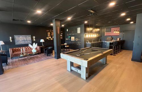 Rock Harbor House | FULL TIME LIC Mgr - MODERN 3 BED 4 BATH VILLA - UPSCALE OCEANFRONT RESORT - INDOOR PICKLEBALL - SPEAKEASY!