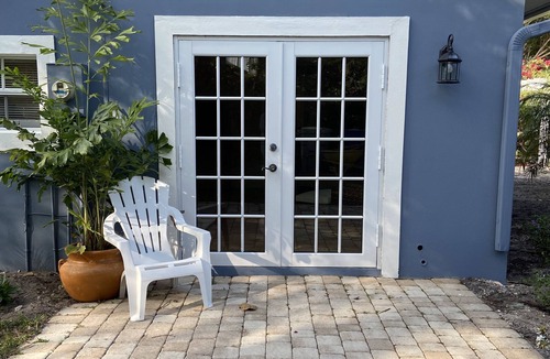 Summerplace House | Fun laid back vibe! Walk to the beach and play pool. Great for pets!