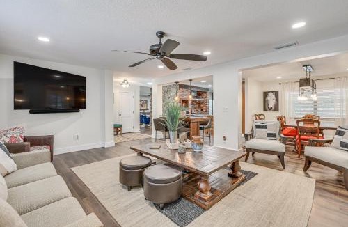 Bearss Plaza House | Game Room! Group Getaway 7 Mi to Adventure Island