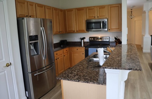 Bonita Springs Condo | Gated community, heart of Bonita, 2 bed/2 bath condo with attached garage