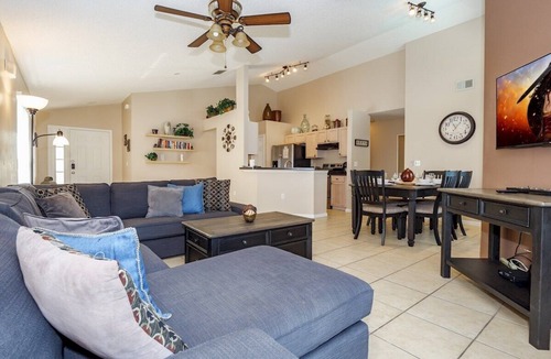 Westridge House | Gated Community Westridge! 4 bedrooms, 3 bathrooms and private pool. Free WIFI