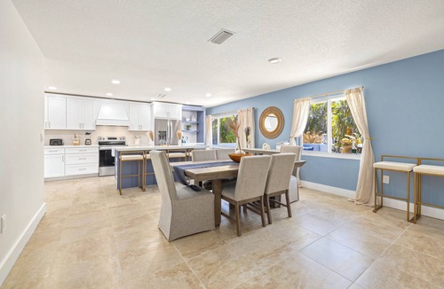Siesta Key House | Gertrude Siesta | Private Patios, Beach & Village, 100 steps to Best Views on Siesta Key