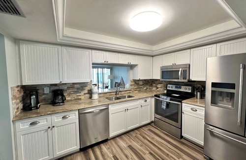 South Island Condo | Get your Beach On! Sandarac A211 at DaBeach: 2/2 private condo (sleeps 6) Direct Beachfront complex