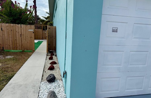 Vamo House | Getaway Catfish Creek and Private Room Near Beaches