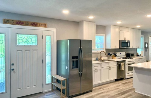 Winter Haven House | Getaway Clubhouse 5 mil Legoland & .5 mil Downtown
