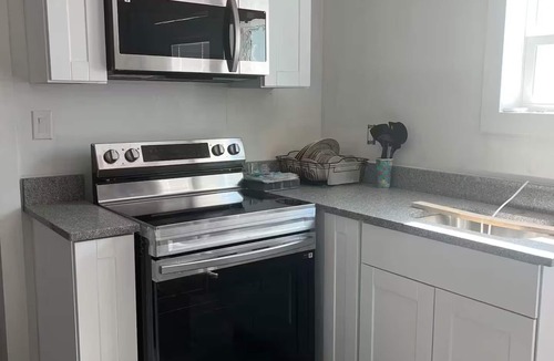 Gibsonton House | Gibsonton Retreat - Peaceful Tampa Bay Stay