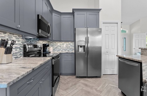 Whitfield House | GOLF COURSE BACKYARD, Heated Pool, Pickleball, Putting Green, BBALL