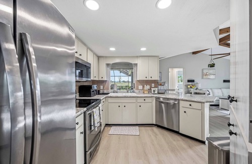 Pebble Beach House | Golf-Course Retreat! Cozy Renovated 2BR/2BA Home w/Private Pool