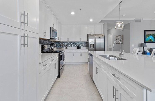 Immokalee Apartment | Golfer's Haven: Luxurious Condo with Scenic Views