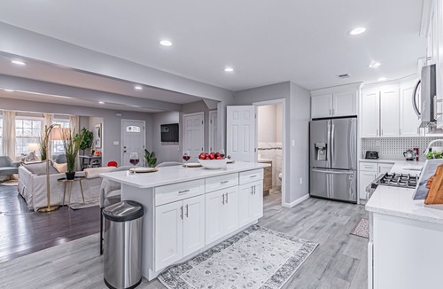Plainfield House | Good Vibes BnB sleeps 2