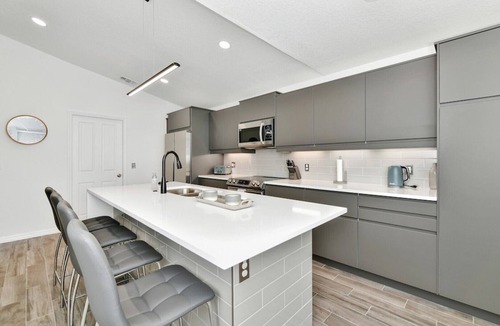 Loughman Villa | GORGEOUS 3 BED/3 BATH VILLA WITH PRIVATE POOL. FULLY REMODELLED