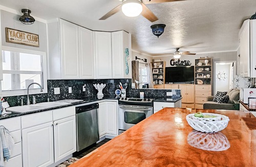 Rock Harbor House | Gorgeous Open Water Views & Nightly Sunsets On The Bay