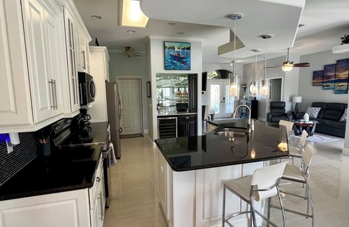 Port Saint Lucie House | Gorgeous Private Retreat-Port St Lucie Pool