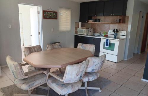 Fort Myers Apartment | GpL 3115 A Family Get Away