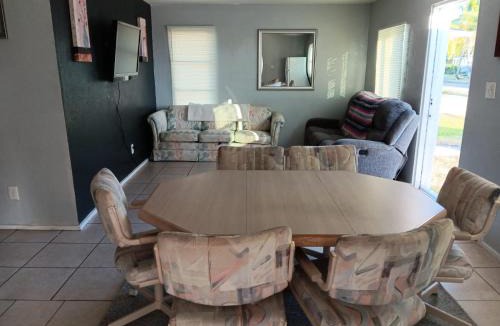 Fort Myers Apartment | GpL 3115 A Family Get Away