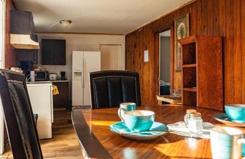 Dunbar House | GpL 3321 Downtown Fort Myers Retreat