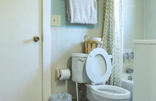 Dunbar House | GpL 3321 Downtown Fort Myers Retreat