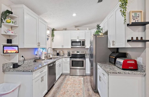 Port Saint Lucie House | `Grand Slam Getaway`-NEW 3BR/2Bath sleeps 8 in PSL