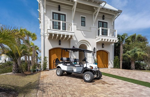 Grayton Beach House | Grayton Beach House with Private Pool. 7 bedroom, Sleep 22 & Golf Cart Rental